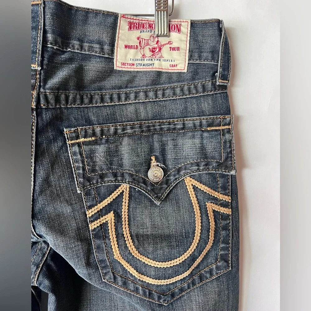 NWT‎ TRUE RELIGION STRAIGHT FLAP RIPPED MENS JEAN SIZE 34